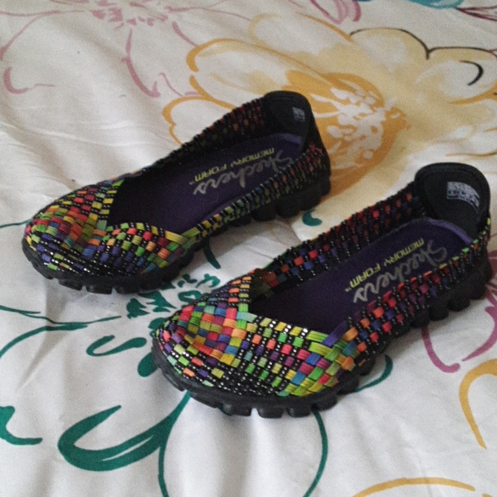 Ladies, size 7 sneaker ( limited edition )